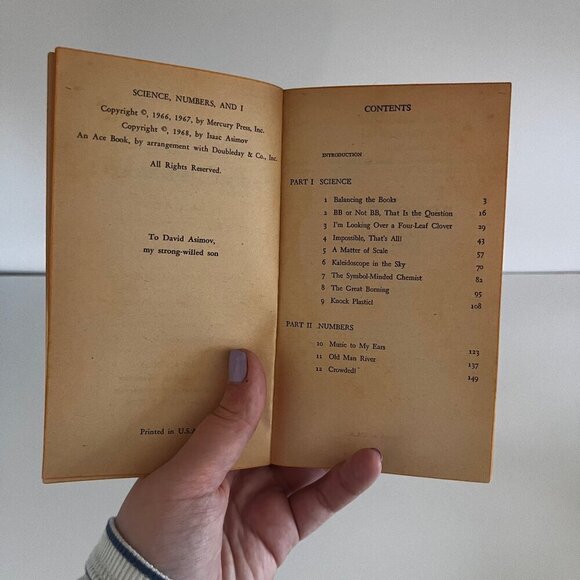 1960s Science, Numbers and I Book by Isaac Asimov Paperback Ace Scientific Essay - Picture 2 of 5